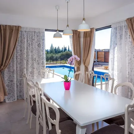 Ctks171/luxurious With Private Pool (adults Only) Villa Kaštela