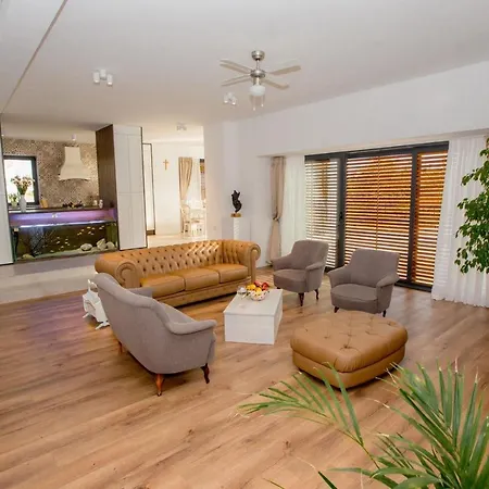Ctks171/luxurious With Private Pool (adults Only) Villa